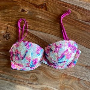Bras✨ VS Pink | Date Push Up Bra 34 B Floral Lace